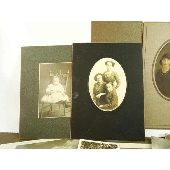 Antique Photos Lot Portraits Photographs Wedding Baby Horse Grandma Sibling 28pc - Picture 3 of 16